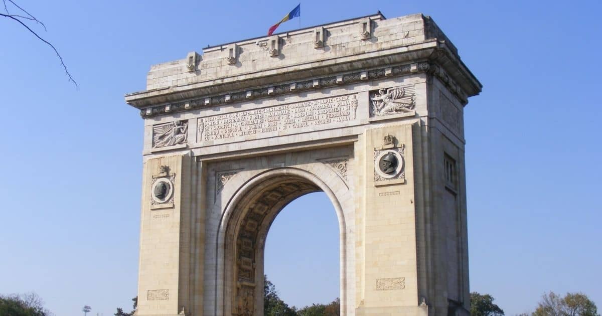 the Arcul du Triumf in North Bucharest