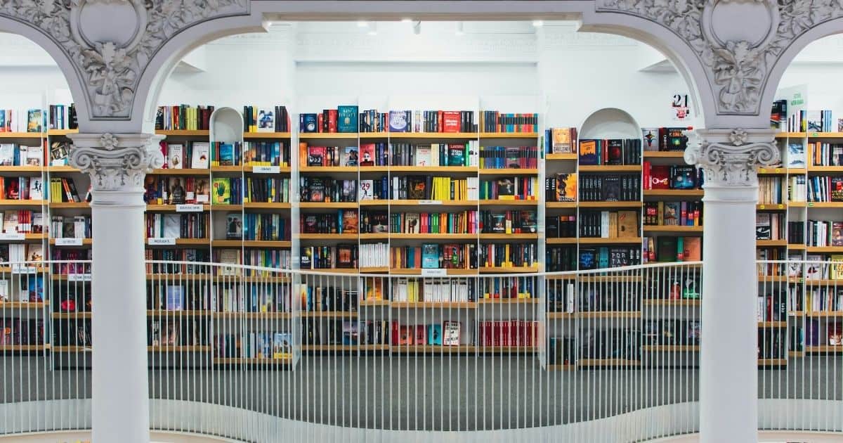 bookshelves in Carturesti Carusel bookstore